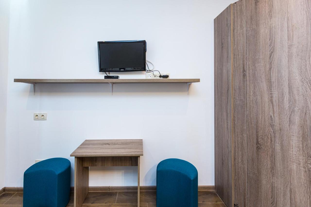 2 Kn. Romana Apartment Lviv Extérieur photo